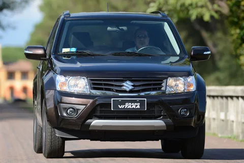 Suzuki Grand Vitara 1.6 Comfort 2012 view 4