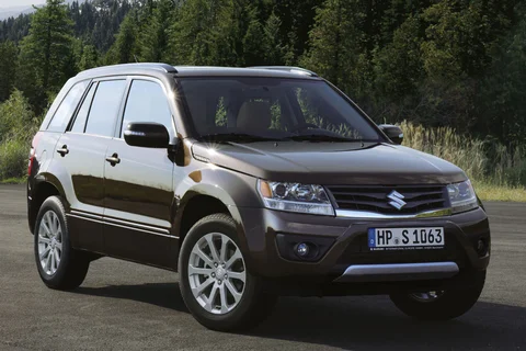 Suzuki Grand Vitara 2.4 Exclusive 2012 view 4