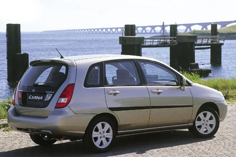 Suzuki Liana 1.3 GLS 2001 view 4