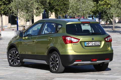 Suzuki S-Cross 1.6 Base 2013 view 2