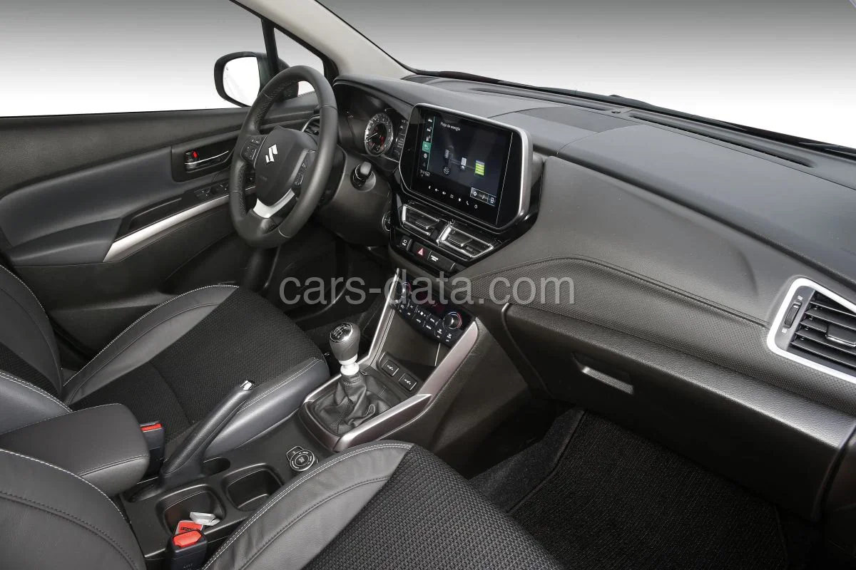 Suzuki S-Cross 1.5 Hybrid Select 2022 front view