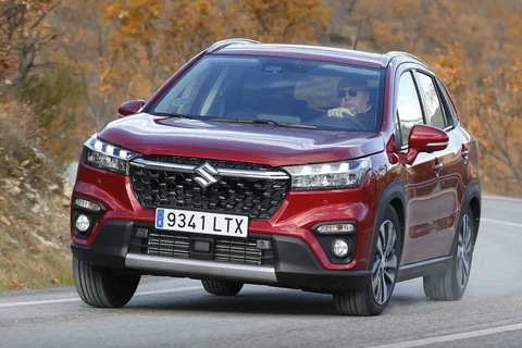Suzuki S-Cross 1.5 Hybrid Select 2022 view 9