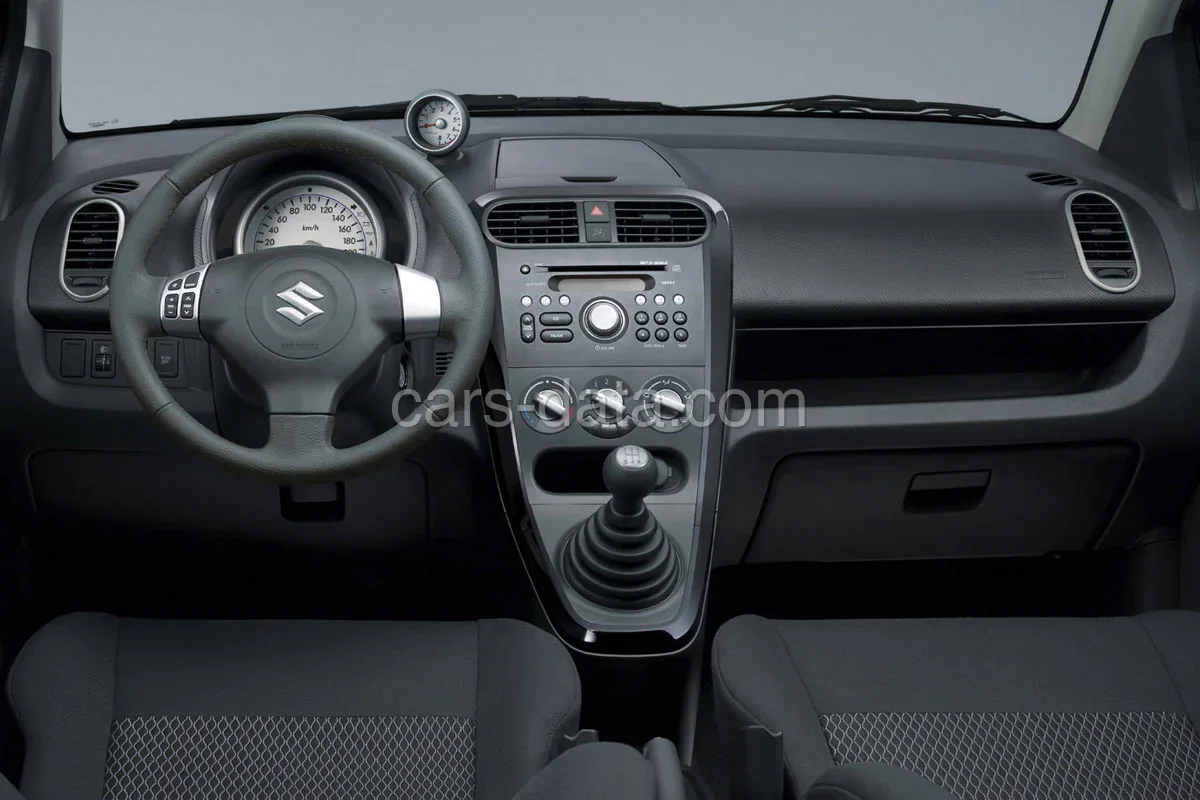 Suzuki Splash 1.0 Comfort 2012 front view