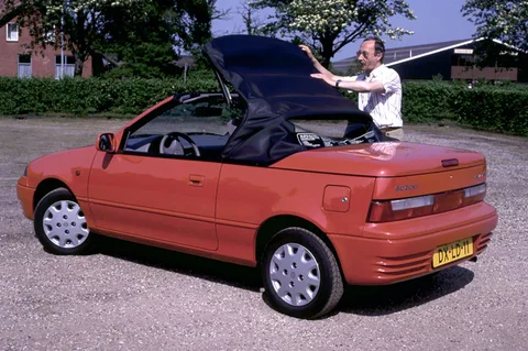 Suzuki Swift Cabrio 1.3 1992 view 2