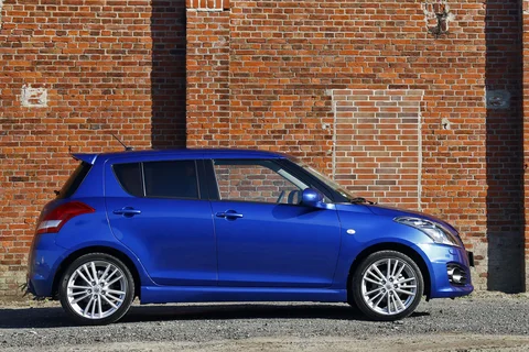 Suzuki Swift 1.2 Dynamic 2014 view 10