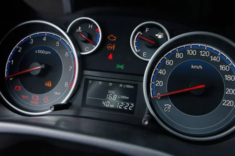 Suzuki SX4 1.6 Arrow 2010 view 8