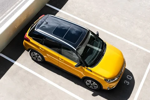 Suzuki Vitara 1.5 Hybrid Select 2022 view 5