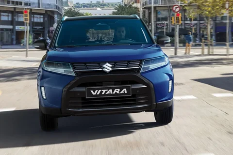 Suzuki Vitara 1.5 Hybrid Select 2024 view 2