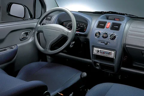 Suzuki Wagon R+ 1.0 GL 2003 view 6