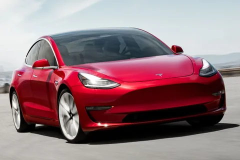 Tesla Model 3 Performance AWD 2019 view 7