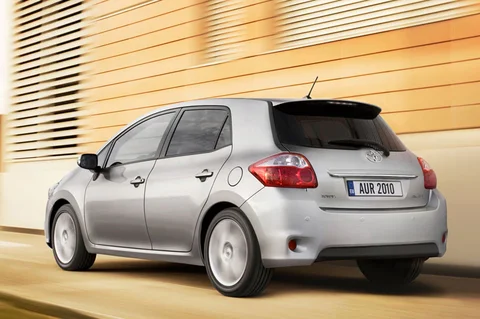 Toyota Auris 2.0 D-4D-F Dynamic 2010 view 10