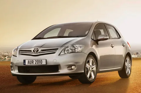 Toyota Auris 2.0 D-4D-F Dynamic 2010 view 12