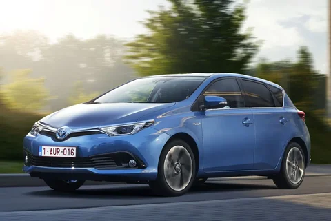 Toyota Auris 1.2T Trend 2016 view 12