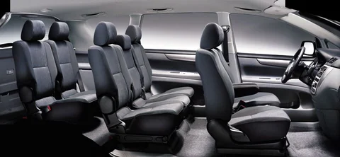 Toyota Avensis Verso 2.0 D4-D Linea Sol 2001 view 8