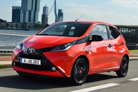 Toyota Aygo 1.0 VVT-i x-fun 2017 view 4