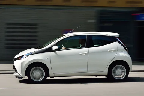 Toyota Aygo 1.0 VVT-i x-fun 2017 view 8