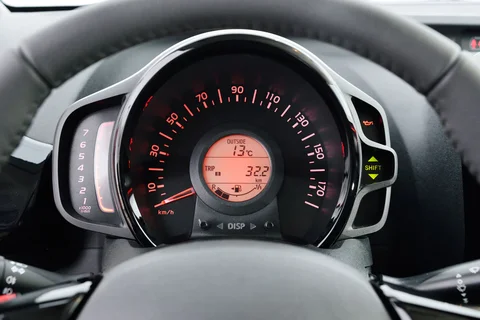 Toyota Aygo 1.0 VVT-i x 2014 view 2