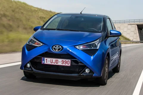 Toyota Aygo 1.0 VVT-i x-fun 2018 view 8