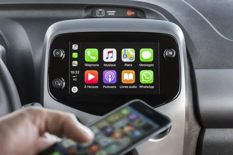 Toyota Aygo 1.0 VVT-i x-fun 2018 view 3