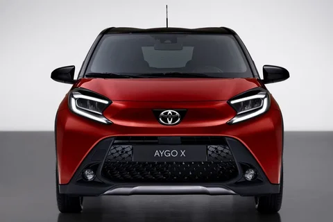 Toyota Aygo X 1.0 VVT-i 2022 view 2