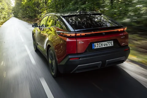 Toyota C-HR+ 77kWh First Edition 2025 view 7