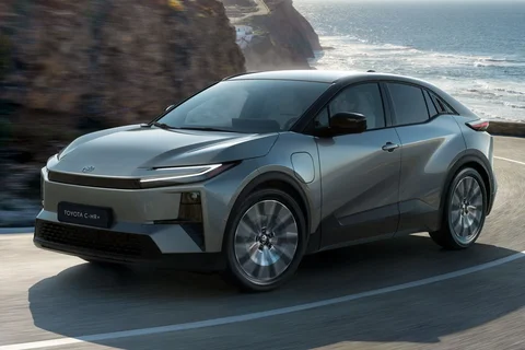 Toyota C-HR+ 77kWh First Edition 2025 view 11