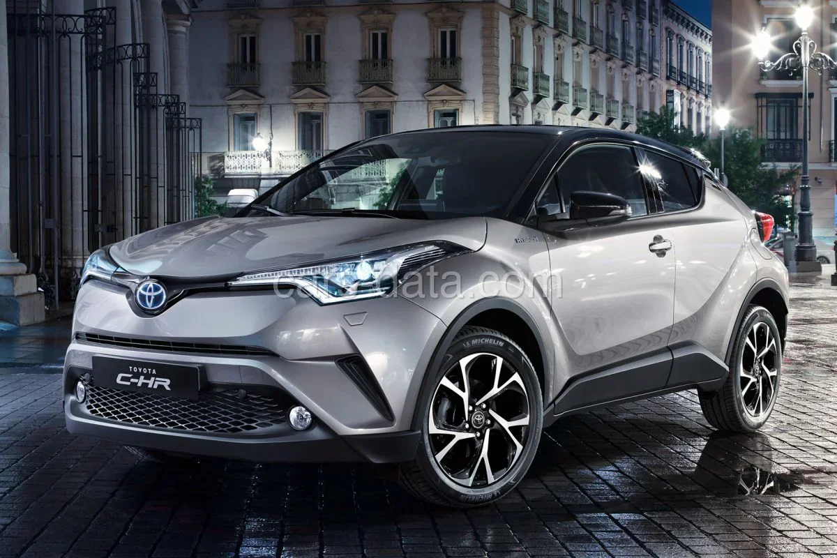 Toyota C-HR 1.2T First Edition 2016 front view