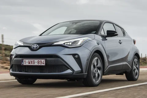 Toyota C-HR 1.2T Active 2020 view 7