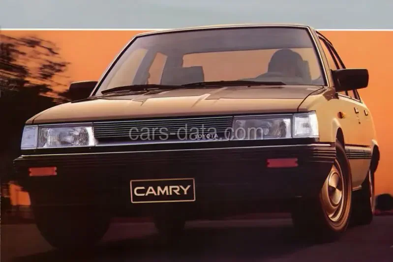 Toyota Camry 2.0 TD DX 1985 front view