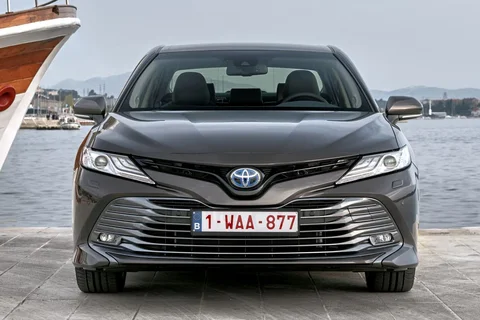Toyota Camry 2.5 Hybrid Dynamic 2019 view 10