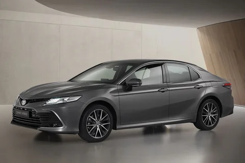Toyota Camry 2.5 Hybrid Dynamic 2021 view 5