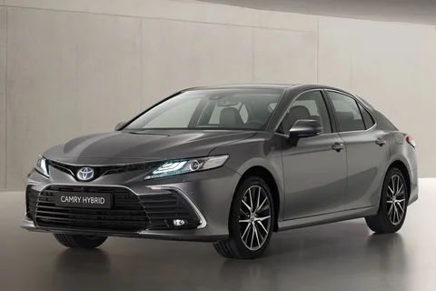 Toyota Camry 2.5 Hybrid Dynamic 2021 view 8