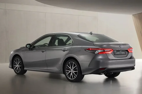 Toyota Camry 2.5 Hybrid Dynamic 2021 view 11