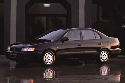 Toyota Carina 1992 front view