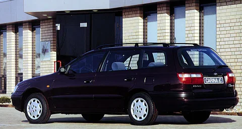 Toyota Carina E Estate 2.0 D GL 1995 view 3