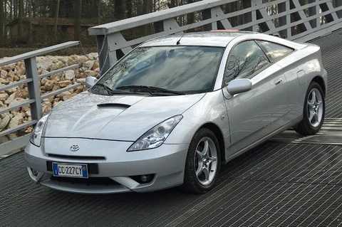 Toyota Celica 1.8 VVT-i 2002 view 5