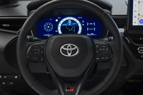 Toyota Corolla Cross Hybrid 140 Dynamic 2025 view 9