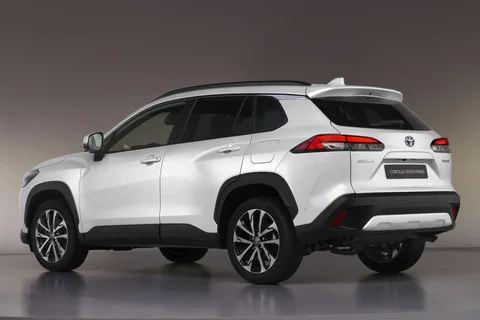 Toyota Corolla Cross 2.0 Hybrid Active 2022 view 3