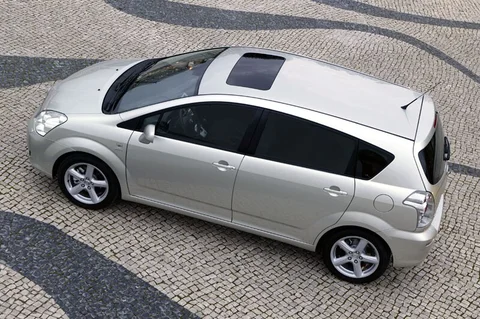 Toyota Corolla Verso 2.2 D-4D Linea Sol 2005 view 6