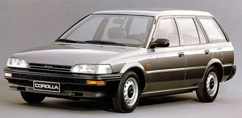 Toyota Corolla 1988 front view