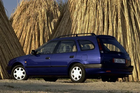 Toyota Corolla Wagon 2.0 D Linea Terra 1997 view 3