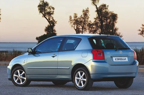 Toyota Corolla 2.0 D4-D 90 Linea Sol 2002 view 9