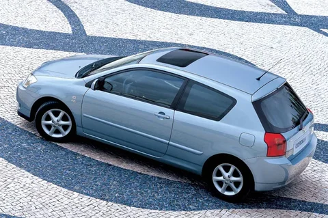 Toyota Corolla 2.0 D4-D 90 Linea Sol 2002 view 5