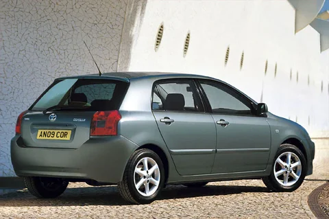 Toyota Corolla 2.0 D4-D 110 Executive 2003 view 3