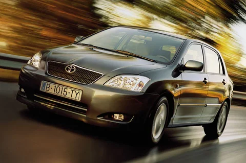 Toyota Corolla 2.0 D4-D 110 Executive 2003 view 4