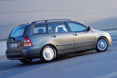 Toyota Corolla Wagon 2.0 D4-D 90 Linea Sol 2002 view 4