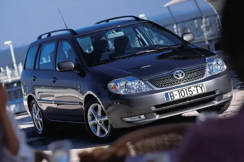 Toyota Corolla Wagon 2.0 D4-D 90 Linea Sol 2002 view 5