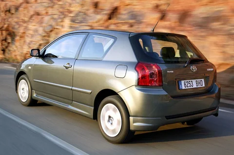 Toyota Corolla 2.0 D4-D Executive 2004 view 9