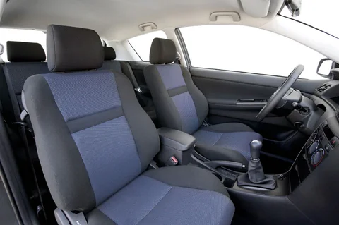 Toyota Corolla 2.0 D4-D Executive 2004 view 7