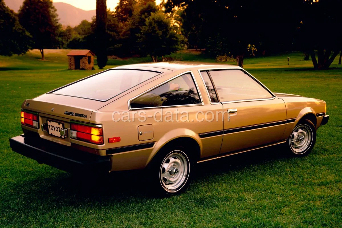Toyota Corolla Coupé 1300 DX 1980 front view